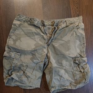 Mens camo cargo shorts